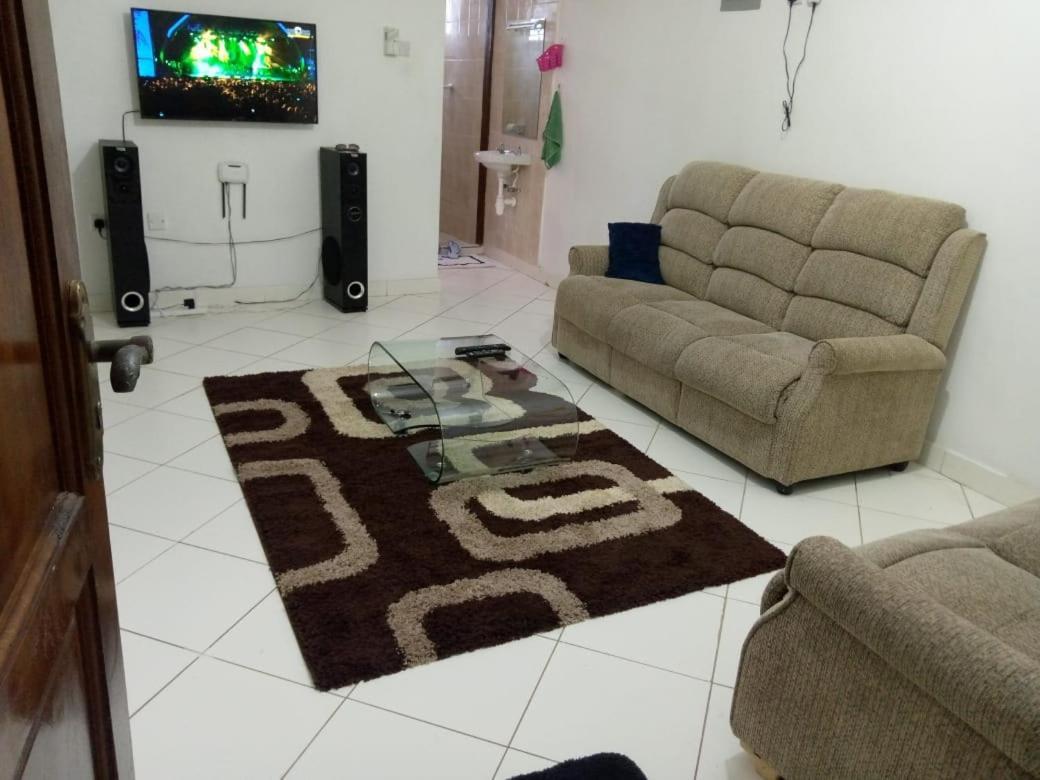 Lux Suites Bamburi Furnished Apartments Dış mekan fotoğraf