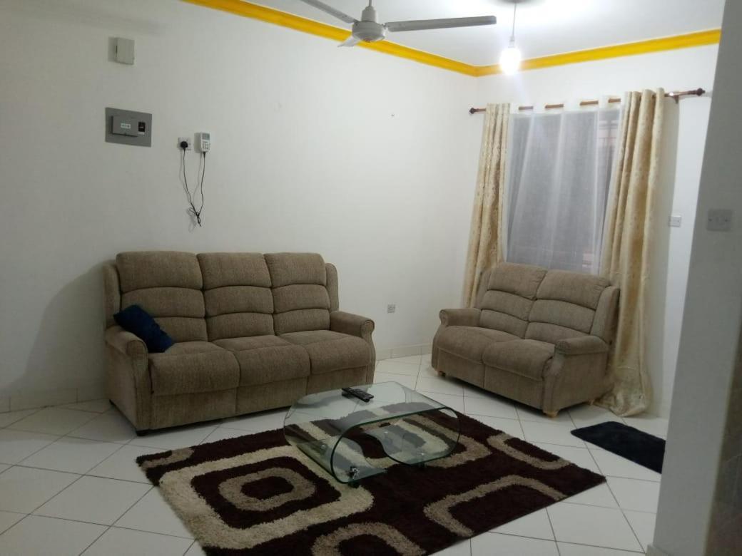 Lux Suites Bamburi Furnished Apartments Dış mekan fotoğraf