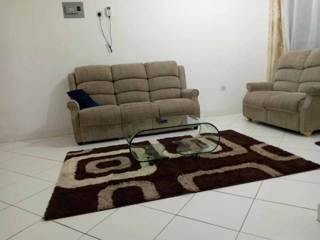 Lux Suites Bamburi Furnished Apartments Dış mekan fotoğraf